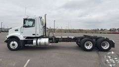 2014  Volvo  VHD
