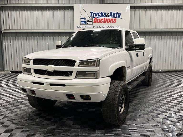 2004 Chevrolet Silverado 2500 LS