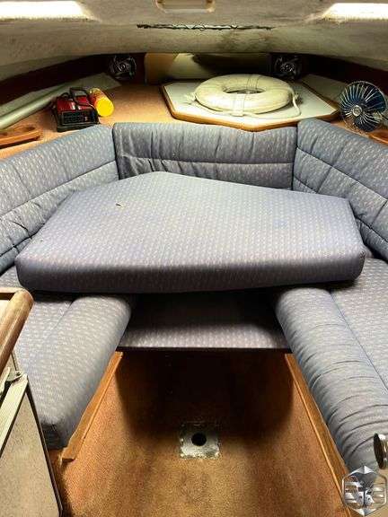 1987 Bayliner Boat