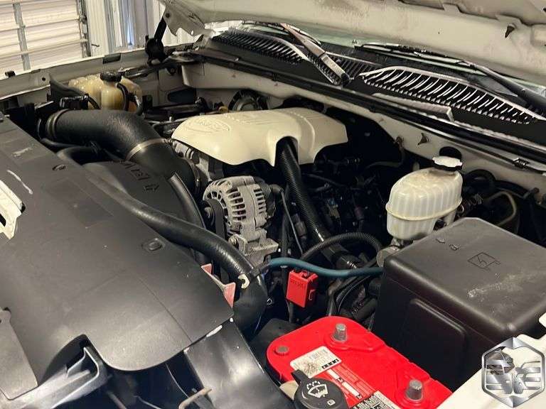 2004 Chevrolet Silverado 2500 LS