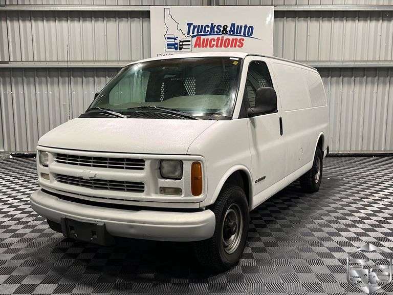 1999 Chevrolet Express 3500  G3500