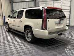 2012 Cadillac Escalade ESV  Platinum Edition