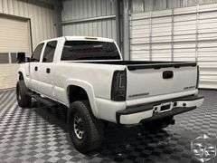 2004 Chevrolet Silverado 2500 LS