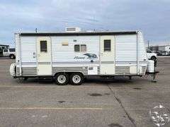 2005 Skyline Nomad Camp Trailer