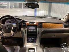 2012 Cadillac Escalade ESV  Platinum Edition