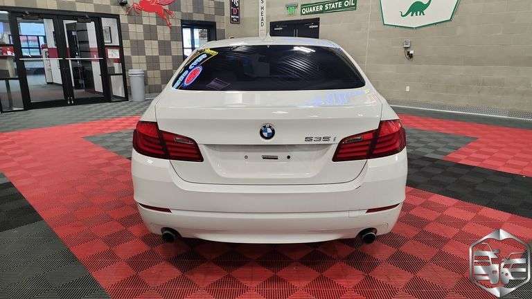 2011 BMW 5 Series 535xi
