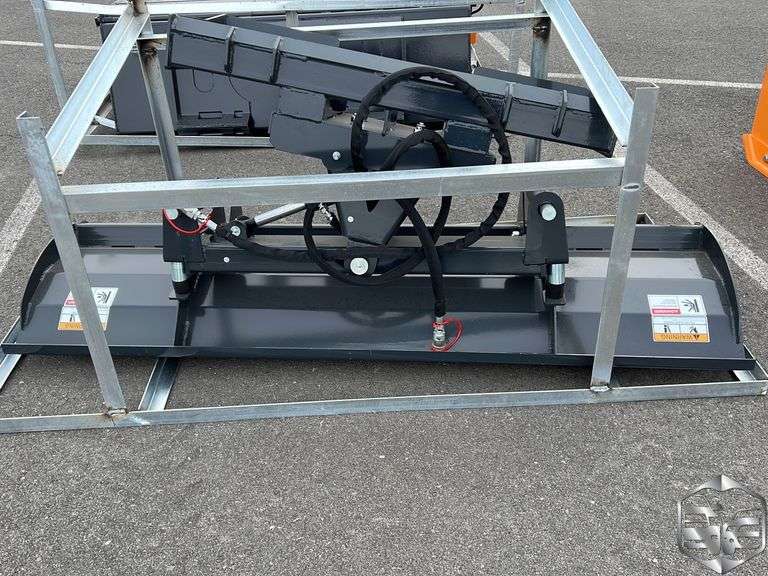 Hydraulic Plow