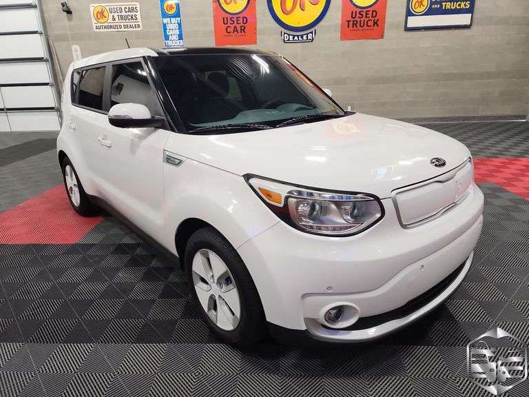 2016 Kia Soul EV +