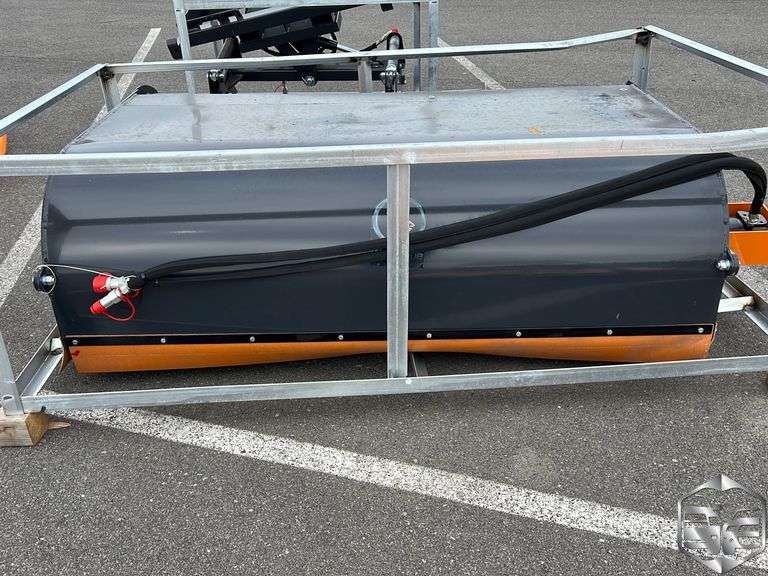 Wolverine Box Broom Sweeper