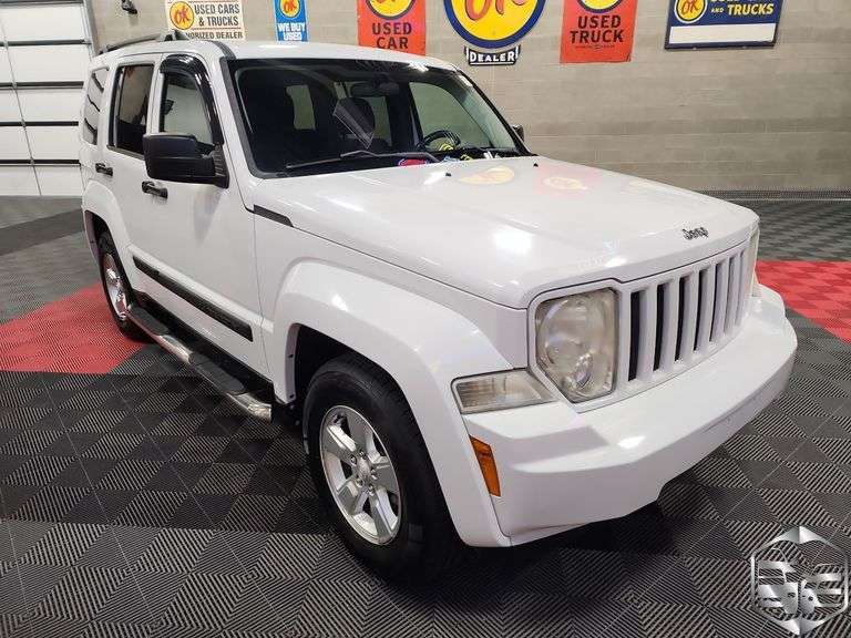 2011 Jeep Liberty  Sport