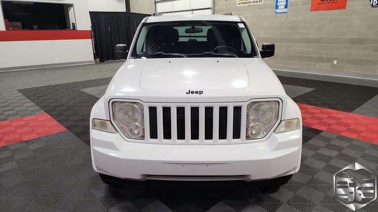 2011 Jeep Liberty  Sport