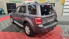 2010 Ford Escape  XLT