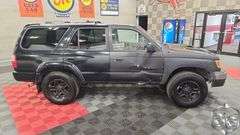 2000 Toyota 4Runner SR5