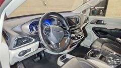 2021 Chrysler Voyage LXI