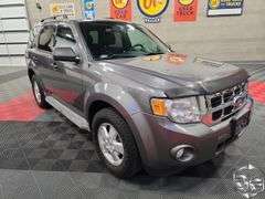 2010 Ford Escape  XLT