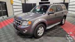 2010 Ford Escape  XLT
