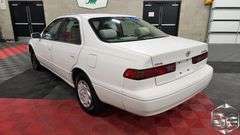 1999 Toyota Camry LE