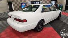 1999 Toyota Camry LE