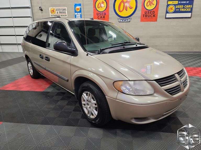 2005 Dodge Grand Caravan SE