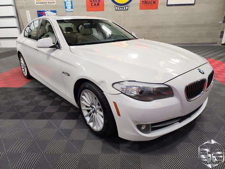 2012 BMW 5 Series 535i
