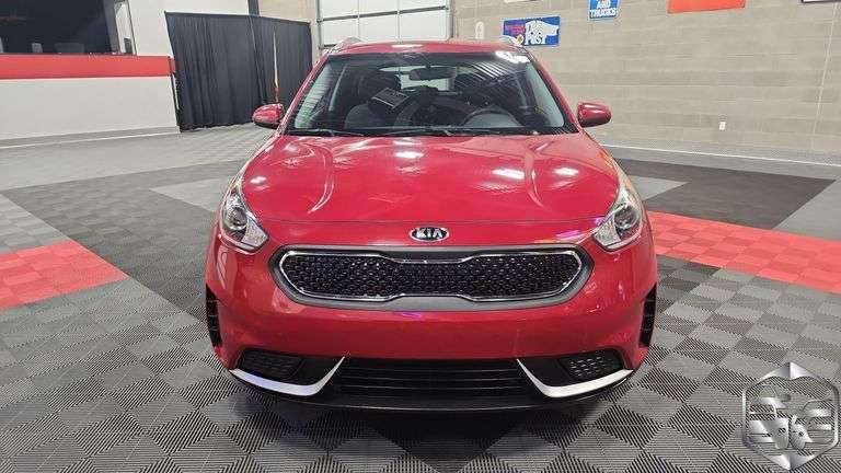 2017 Kia Niro LX
