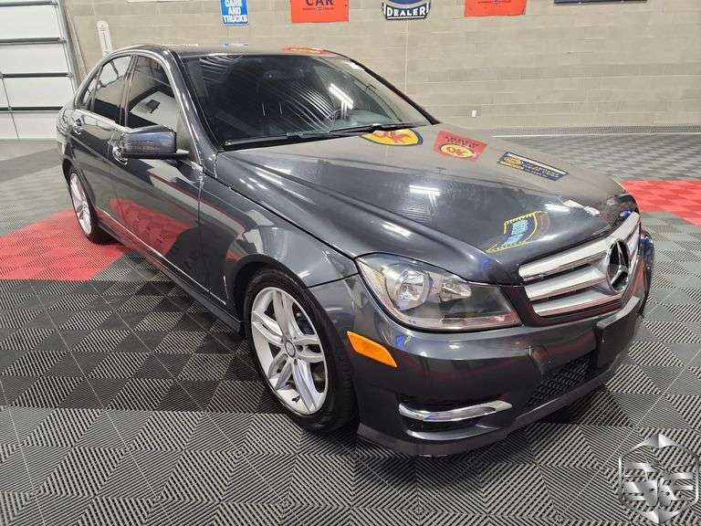2013 Mercedes-Benz C 300 Sport