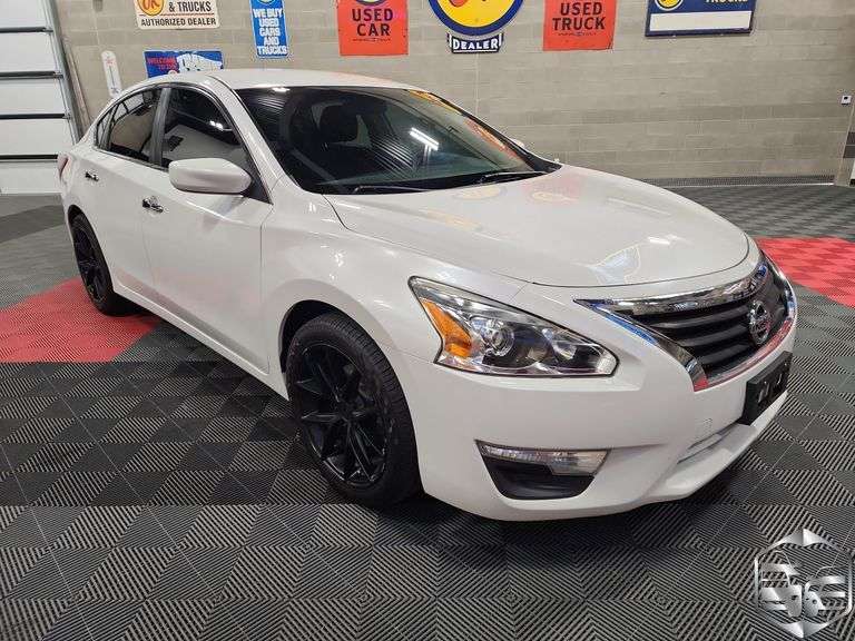 2013 Nissan Altima  S