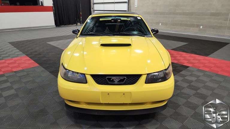 2001 Ford Mustang GT