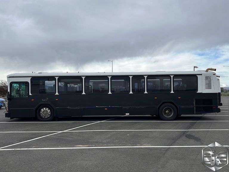 2008 Gillig Corp. C27D102N4