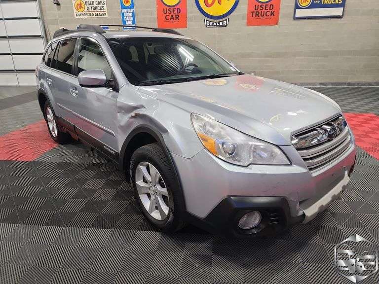 2014 Subaru Outback  Limited