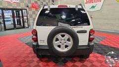 2007 Jeep Liberty  Sport