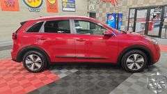 2017 Kia Niro LX