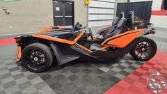 2017 Polaris Slingshot  SLR