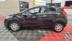 2011 Ford Fiesta  SE