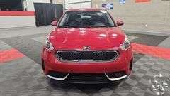 2017 Kia Niro LX
