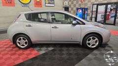 2011 Nissan Leaf  SL