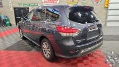 2014 Nissan Pathfinder  SV
