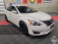 2013 Nissan Altima  S