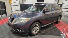 2014 Nissan Pathfinder  SV