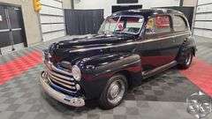 1947 Ford Super Deluxe