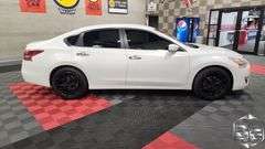 2013 Nissan Altima  S