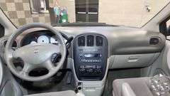 2005 Dodge Grand Caravan SE