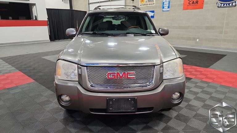 2006 GMC Envoy  Denali XL