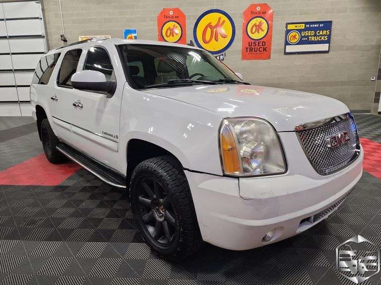 2008 GMC Yukon  Denali