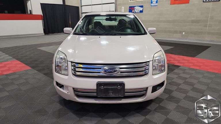 2009 Ford Fusion  SE