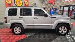 2010 Jeep Liberty  Sport