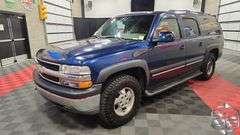 2001 Chevrolet Suburban  LT
