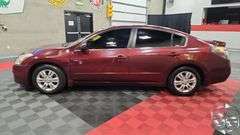 2011 Nissan Altima  S