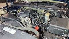 2001 Chevrolet Suburban  LT