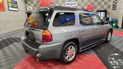 2006 GMC Envoy  Denali XL